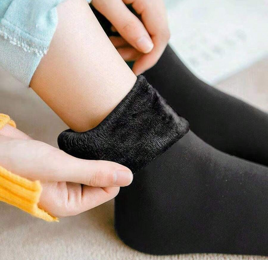 زوجان من الجوارب الشتوية المبطنة